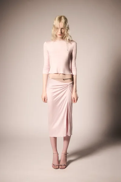 Look 10
